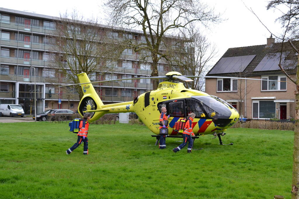 Hulpdiensten groots ingezet na melding van steekincident