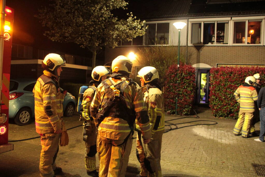 Schoorsteen geveegd na brand