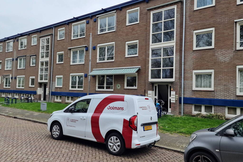 Bewoner naar het ziekenhuis na brand