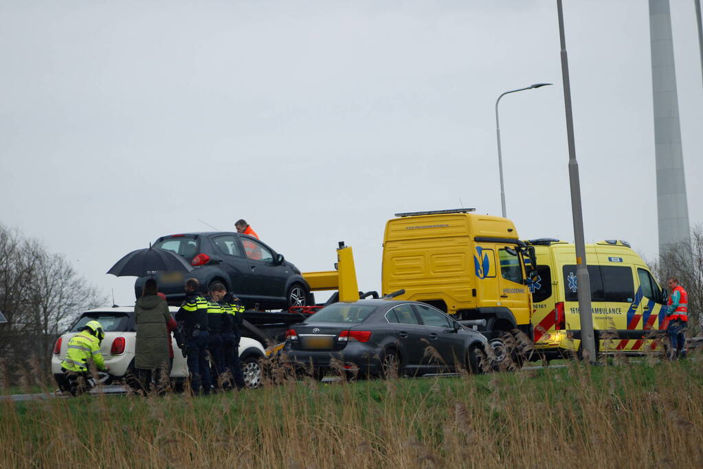 Vier voertuigen betrokken bij kettingbotsing