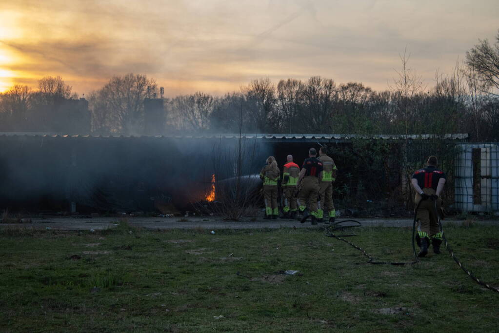 Brand op afgelegen terrein