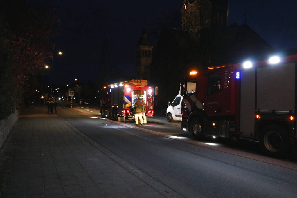 Weg afgesloten wegens schoorsteenbrand