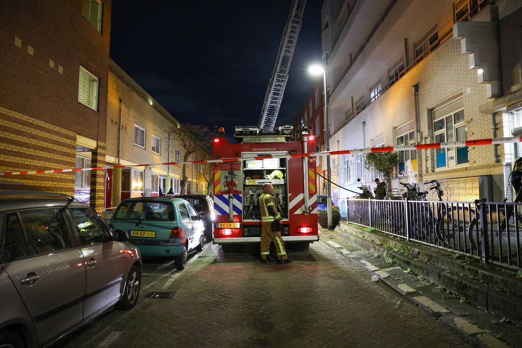 Kaars veroorzaakt brand in badkamer