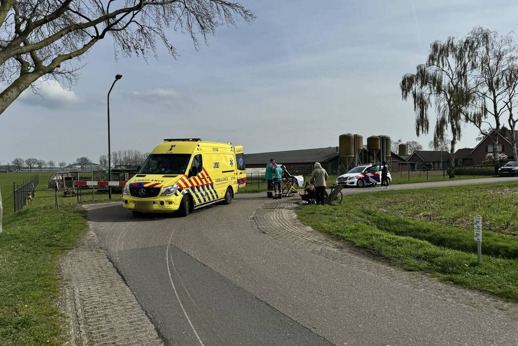 Automobilist gaat ervandoor na aanrijding