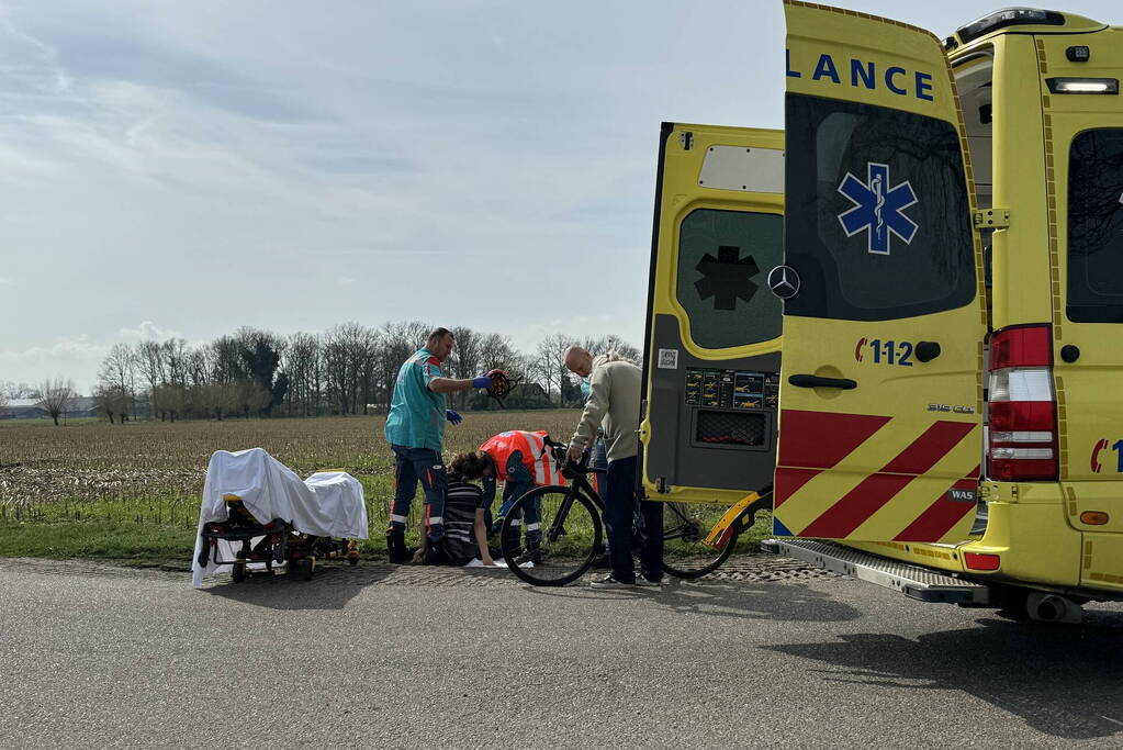 Automobilist gaat ervandoor na aanrijding