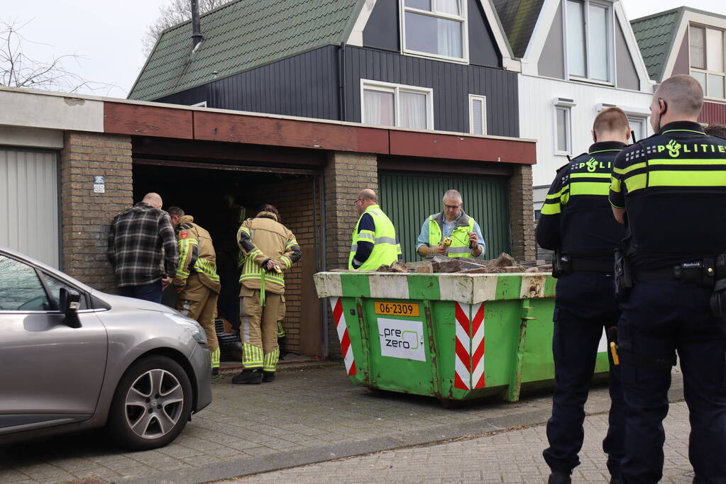 Brandweer doet onderzoek naar vreemde lucht