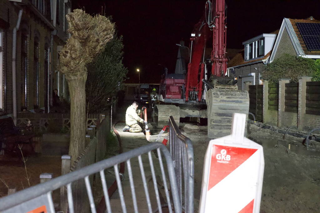 Gesprongen waterleiding door werkzaamheden aan gasleiding