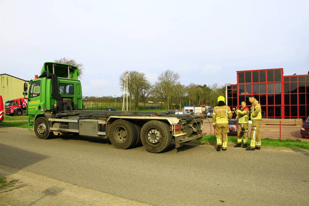 Rookontwikkeling bij chassis van vrachtwagen