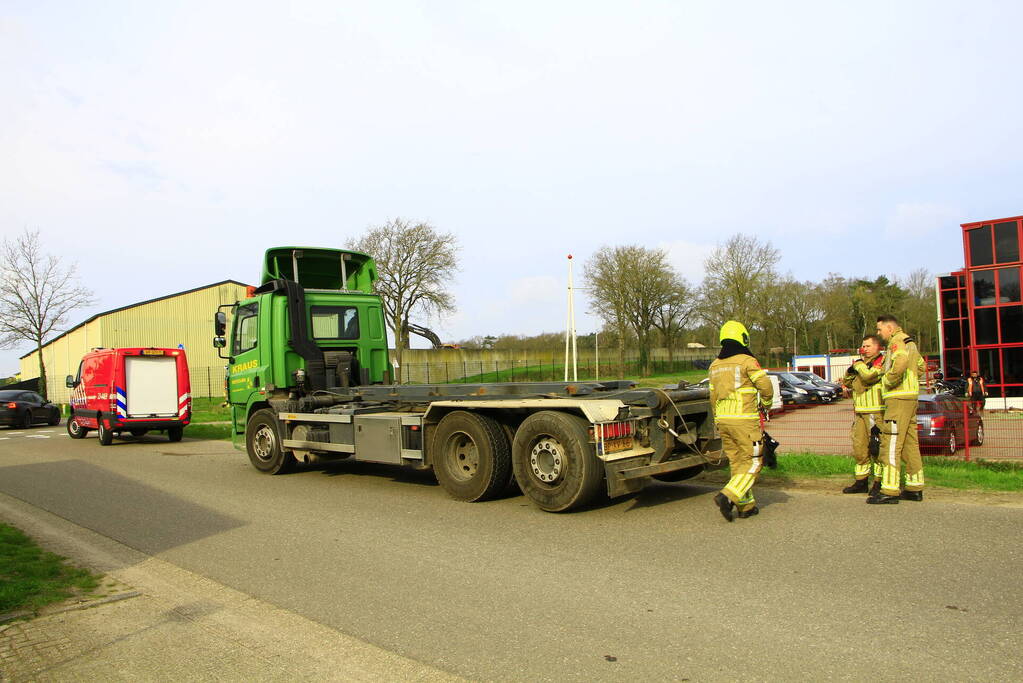 Rookontwikkeling bij chassis van vrachtwagen