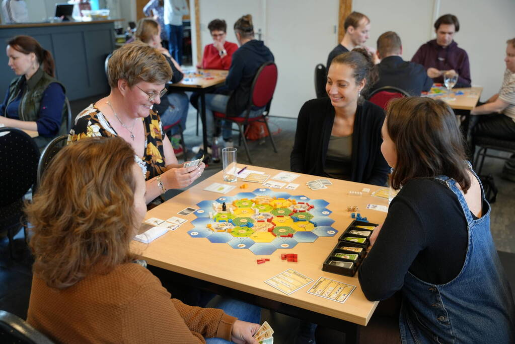 Liefhebbers van Kolonisten van Catan spelen toernooi