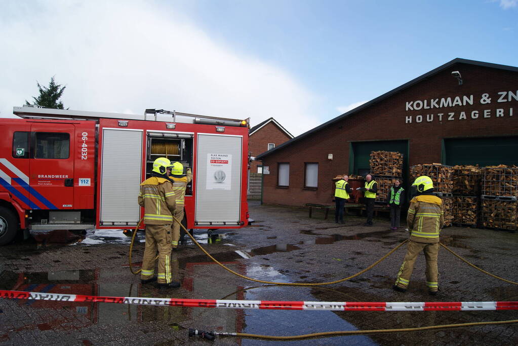 Houtzagerij volledig in het teken van hulpdiensten vanwege brandweerwedstrijd