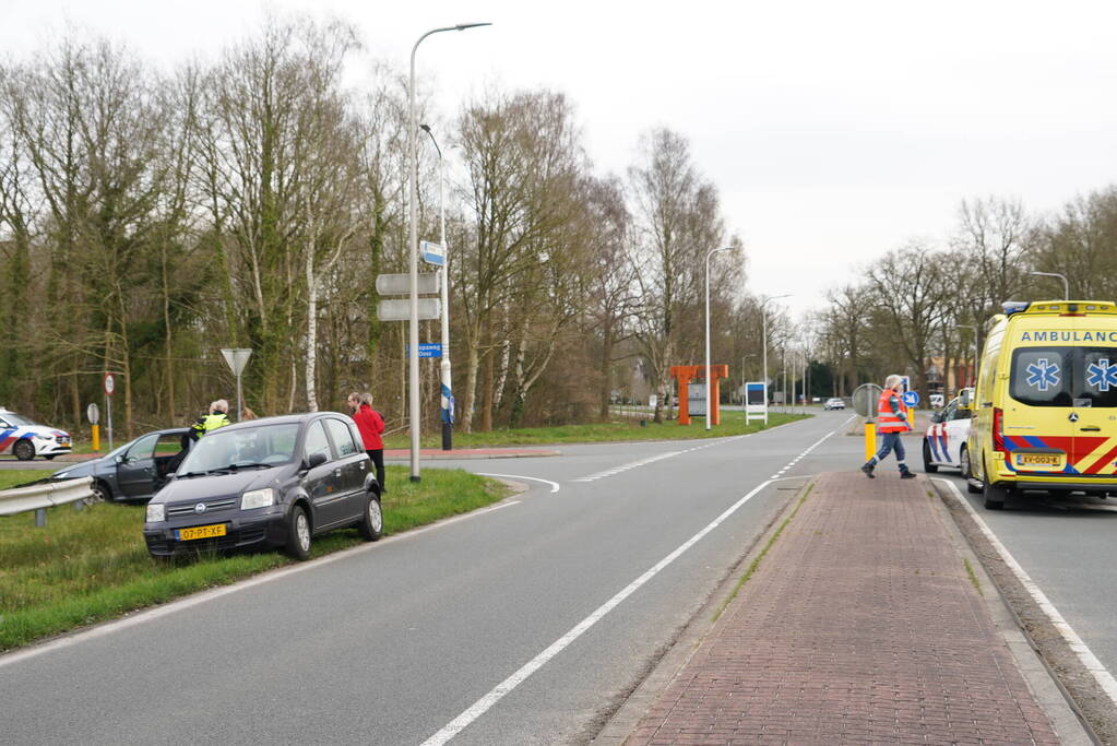 Schade bij ongeval tussen twee voertuigen