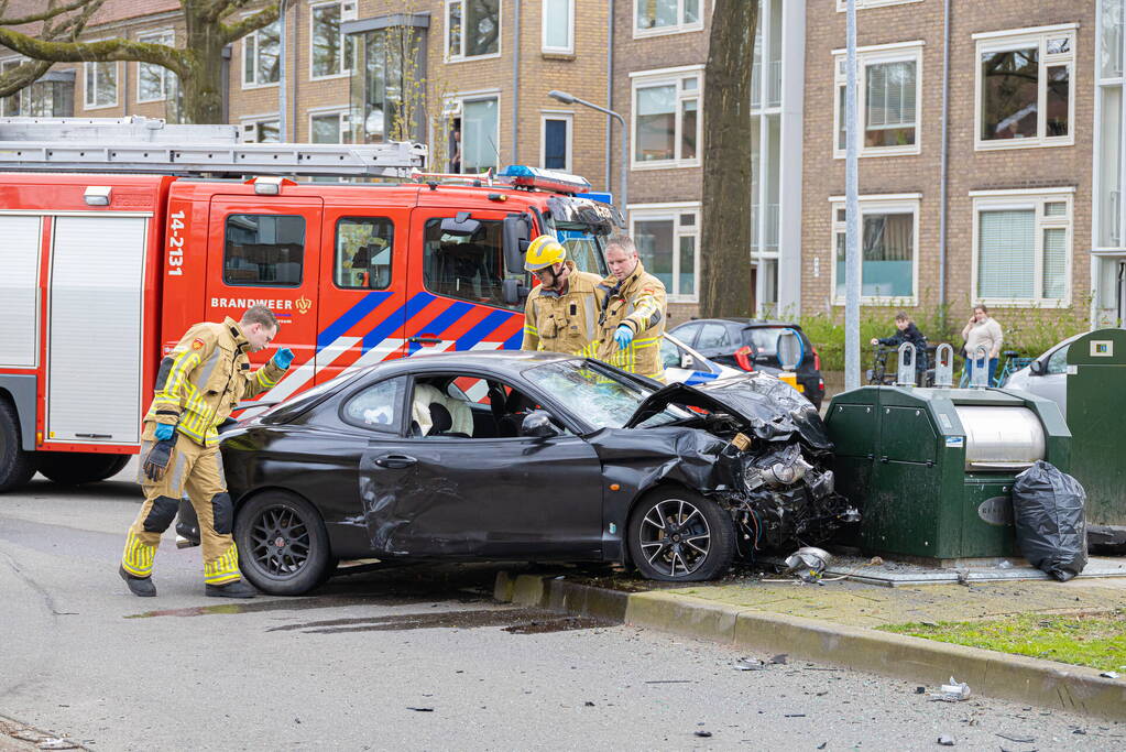 Twee gewonden bij ernstig ongeval op kruising