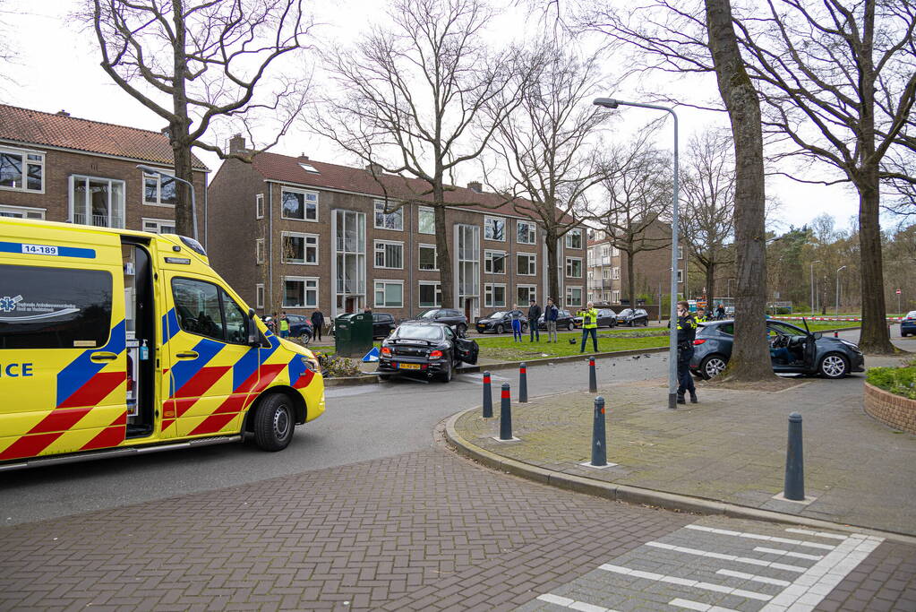 Twee gewonden bij ernstig ongeval op kruising