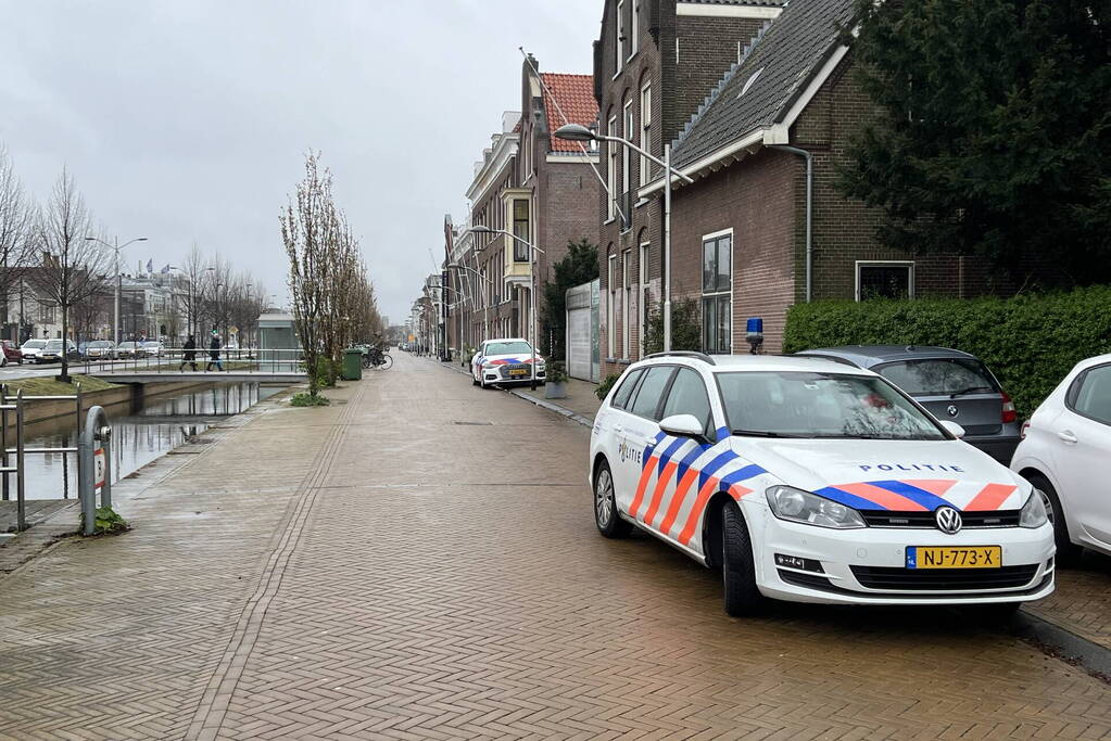 Vluchtende scooterrijder gewond bij aanrijding