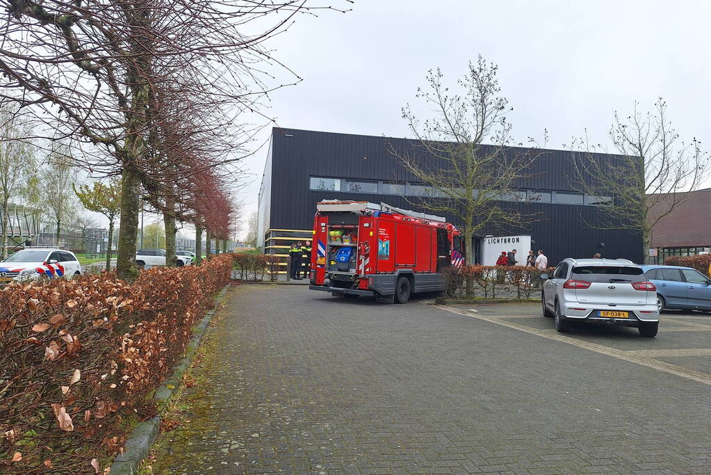 Rookontwikkeling in kerk door TL-balk