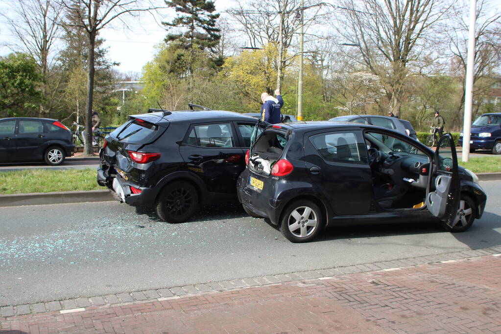 Ravage en gewonden bij kop-staartbotsing