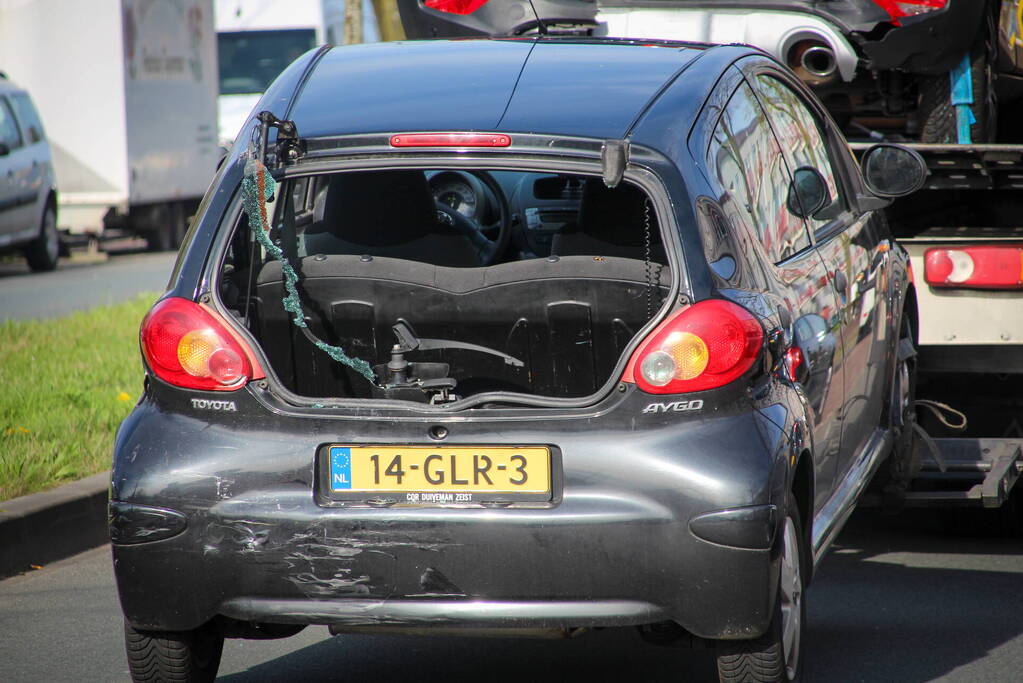 Ravage en gewonden bij kop-staartbotsing