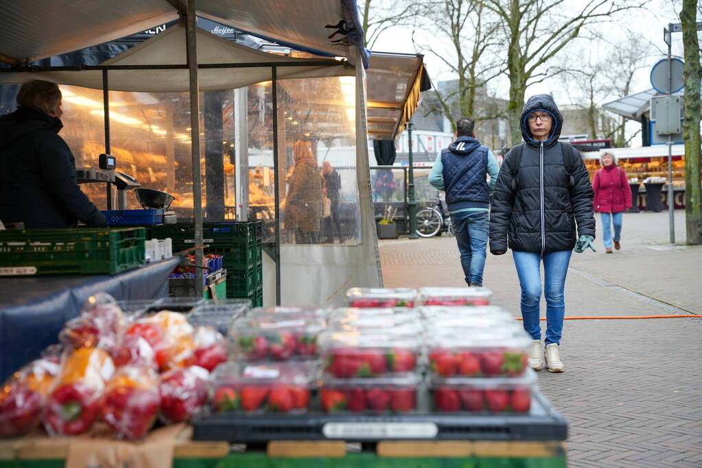 Weekmarkt verplaatst om meer parkeerplaatsen te creëren