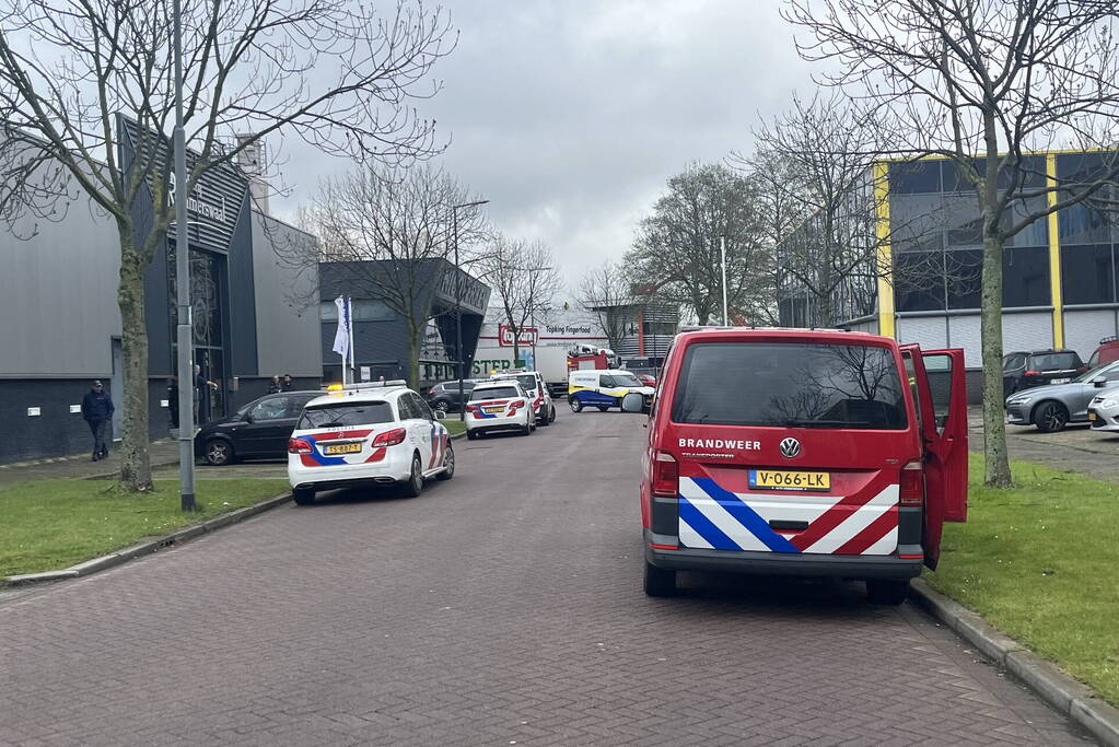 Bedrijf ontruimd door brandmelding