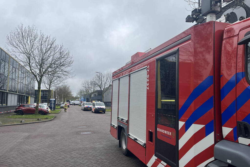 Bedrijf ontruimd door brandmelding