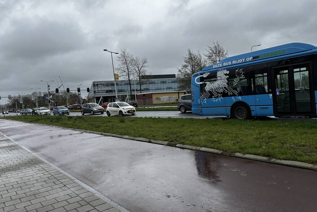 Defecte lijnbus zorgt voor verkeershinder