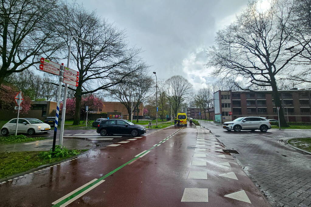 Wederom fietser aangereden op bekende kruising