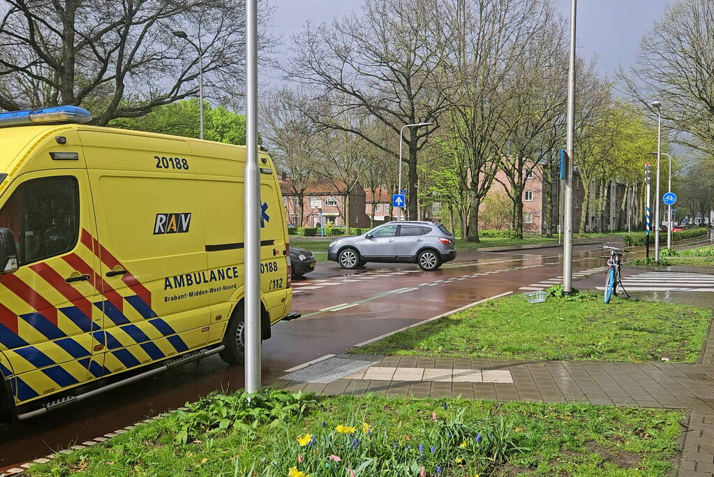 Wederom fietser aangereden op bekende kruising