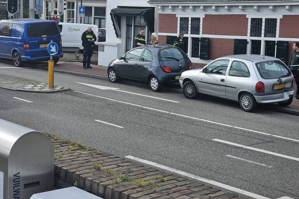 Schade door kettingbotsing met vier voertuigen