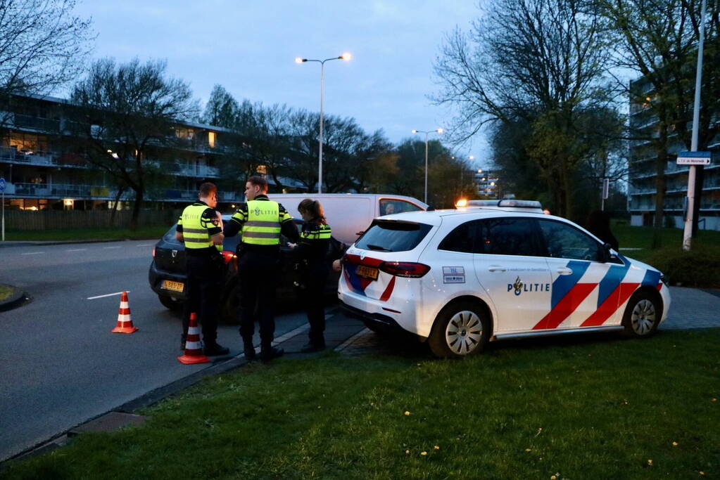 Veel schade bij botsing op kruispunt