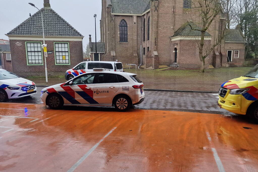 Winkeldief slaat op de vlucht en springt zeven meter naar benenden