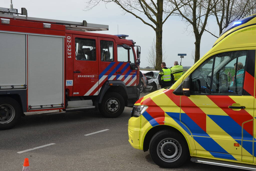 Hulpdiensten ingezet voor ongeval op kruising