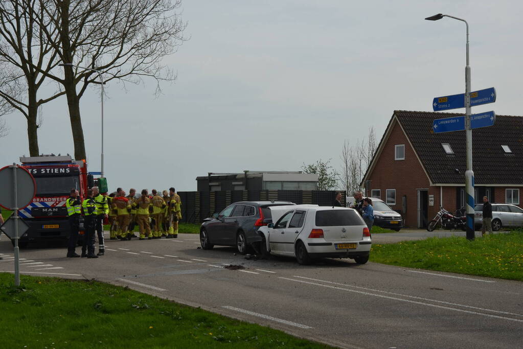 Hulpdiensten ingezet voor ongeval op kruising