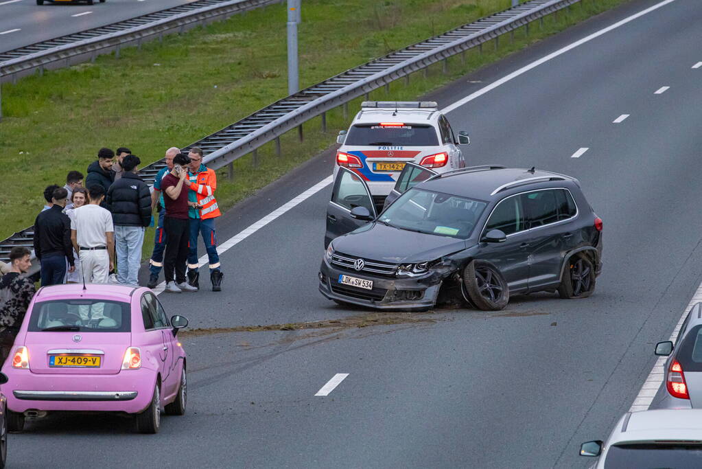 Flinke schade na ongeval op snelweg