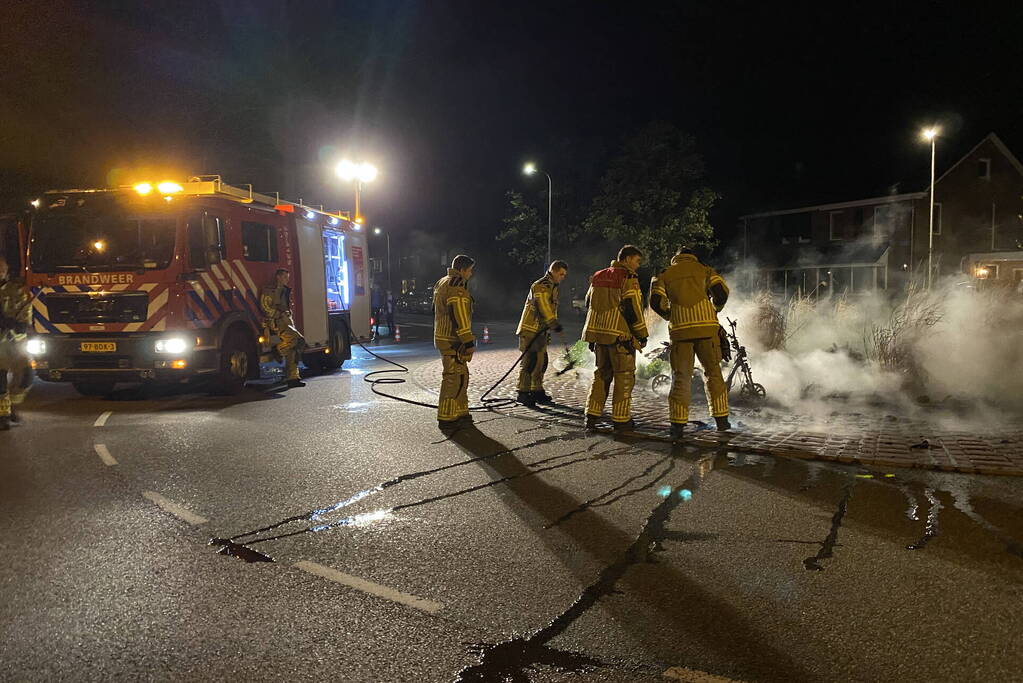 Opnieuw scooter in brand gestoken, politie start onderzoek