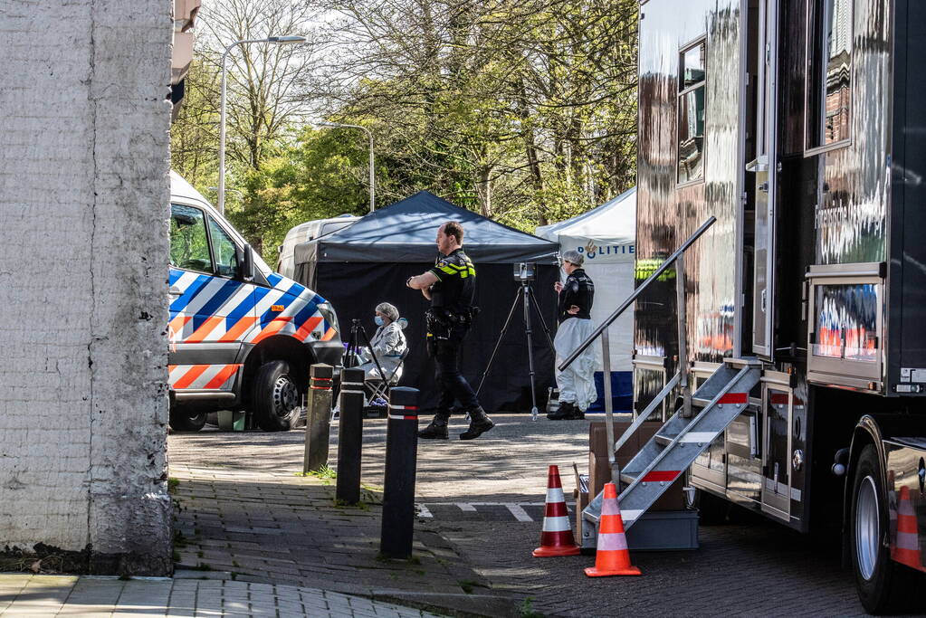 Persoon overleden bij steekpartij tweede gewond