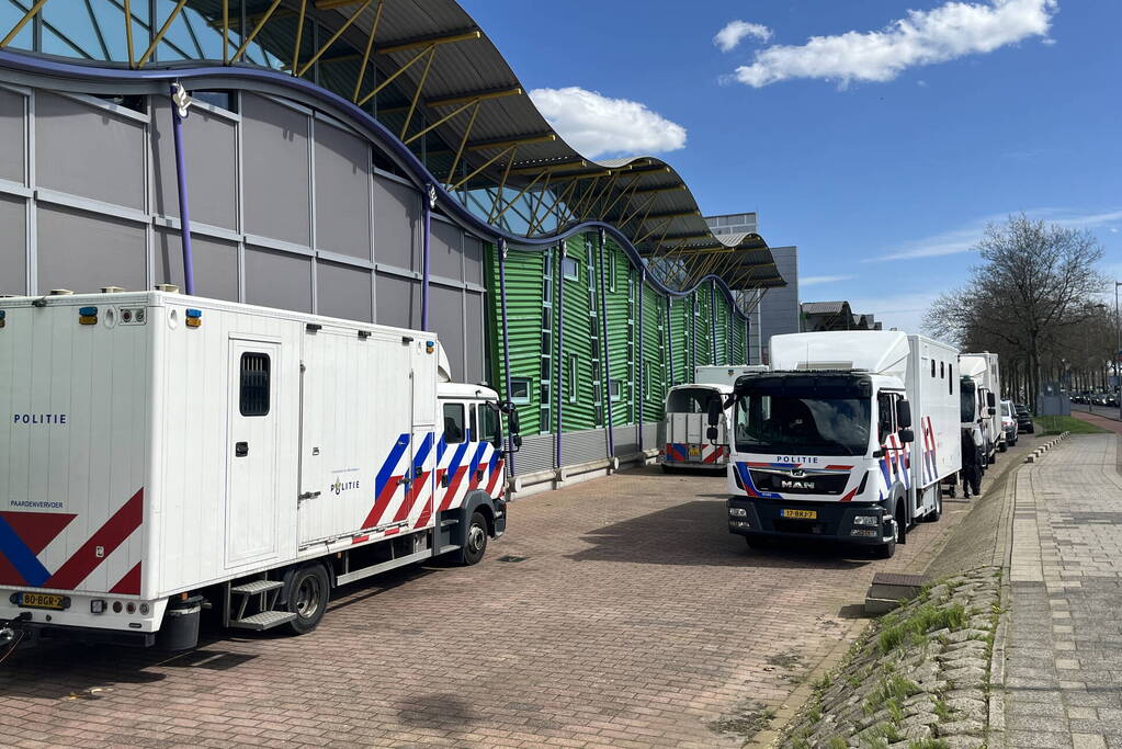 Grote drukte rondom Kuip in aanloop van klassieker