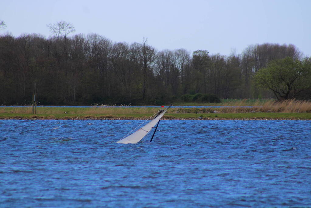 Zeilboot gezonken op Veerse meer