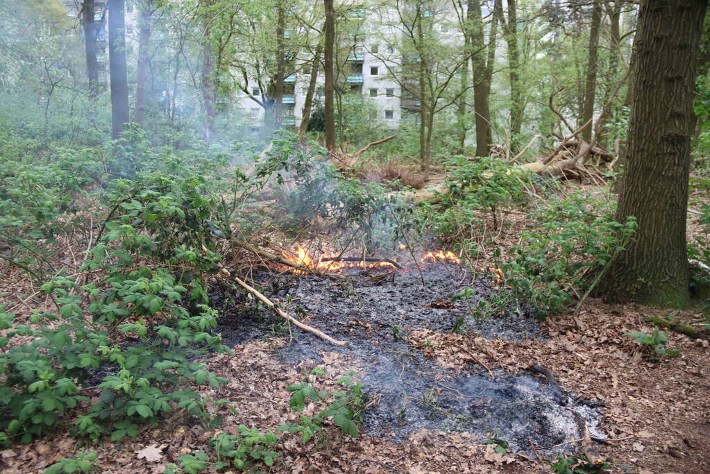 Bermbrand snel onder controle