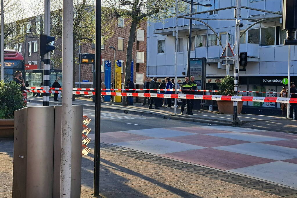 Straat afgezet wegens steekpartij