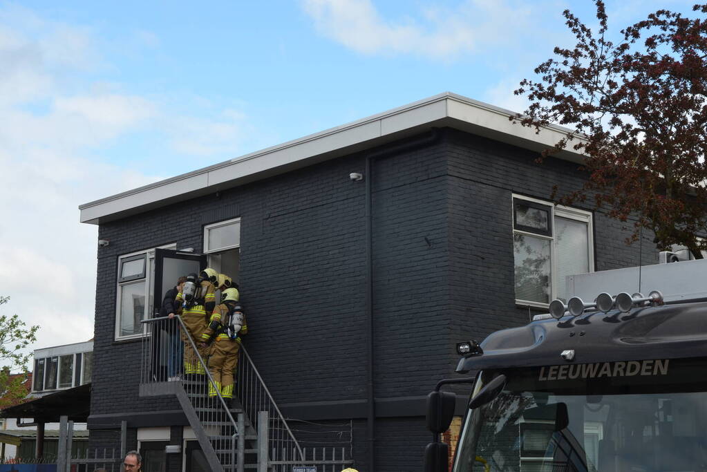 Brandweer controleert woning op brand