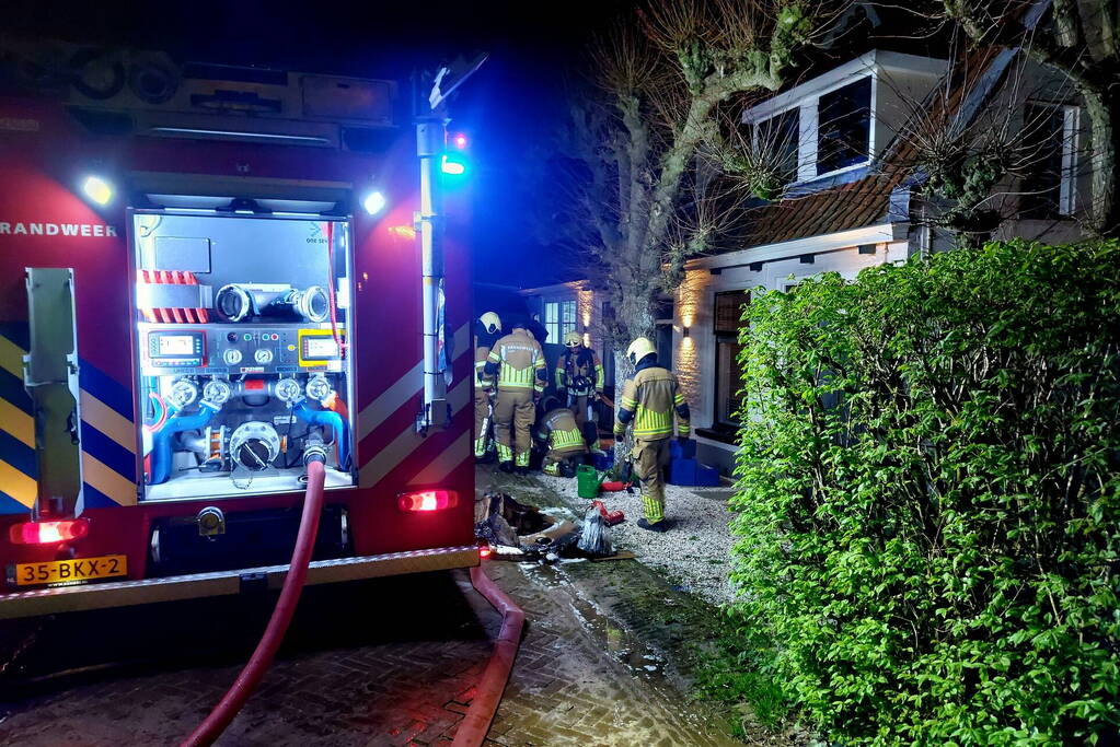 Brand in bestelbus snel onder controle