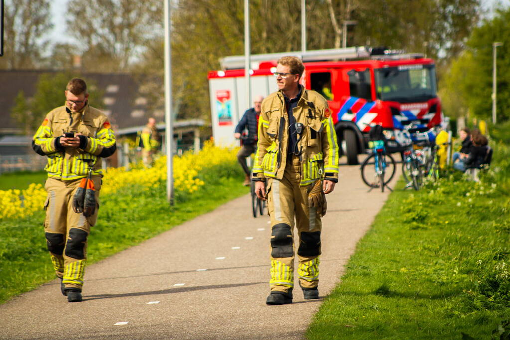 Brand in schuur snel onder controle