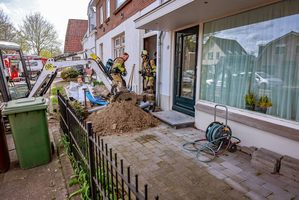 Gasleiding geraakt bij graafwerkzaamheden in woning