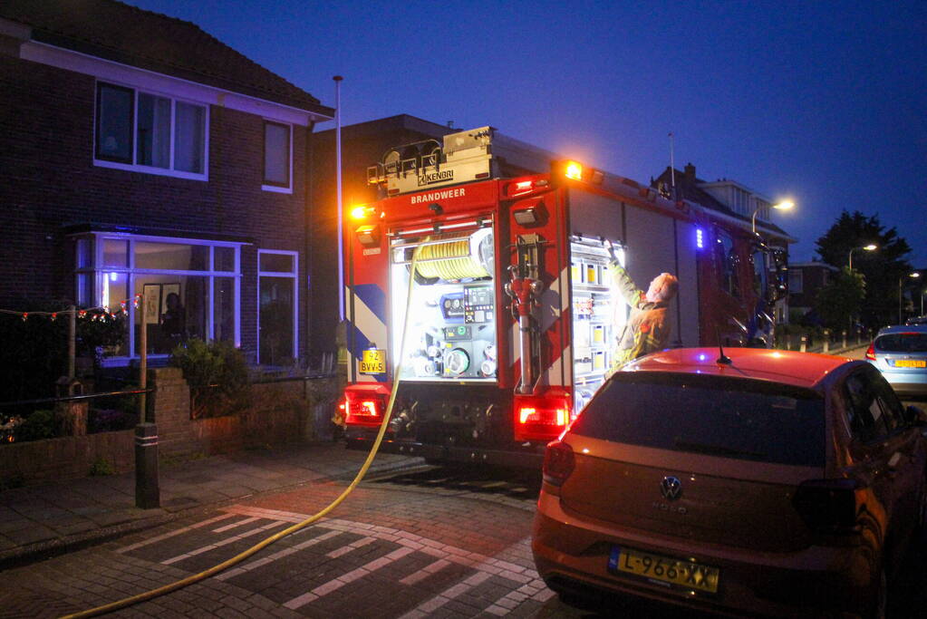 Brandweer aanwezig door rook uit de oven