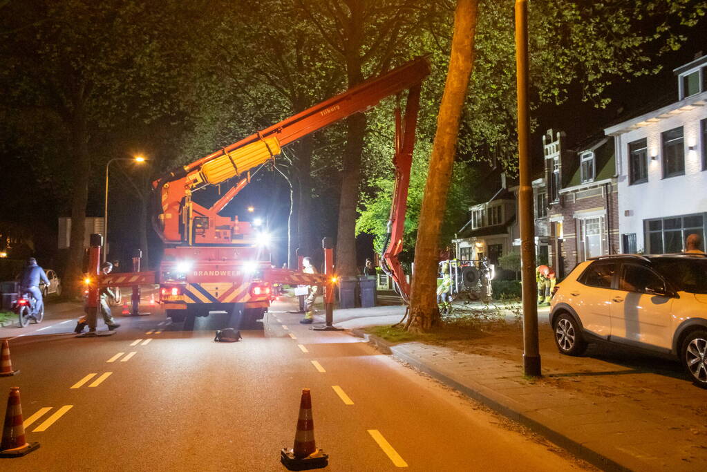 Brandweer aanwezig voor schoorsteenbrand