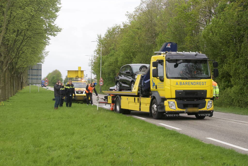 Gewonde en auto's fiks beschadigd bij kop-staartbotsing