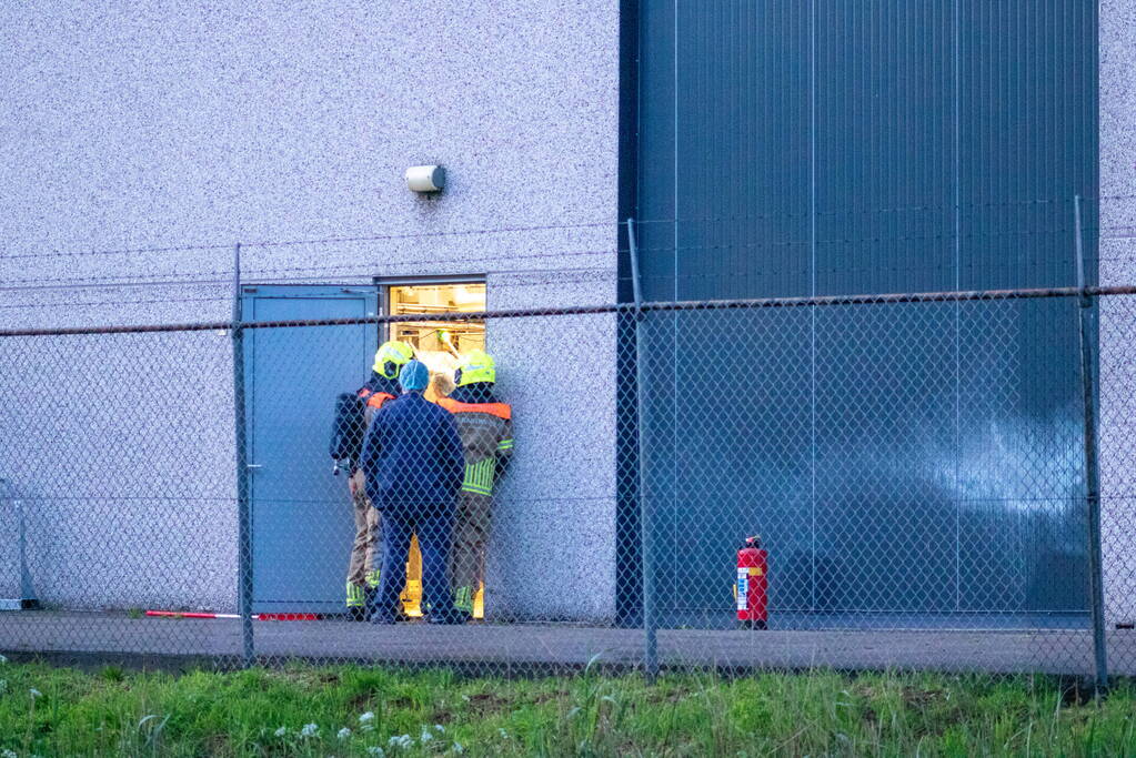 Brand in oven van bedrijf