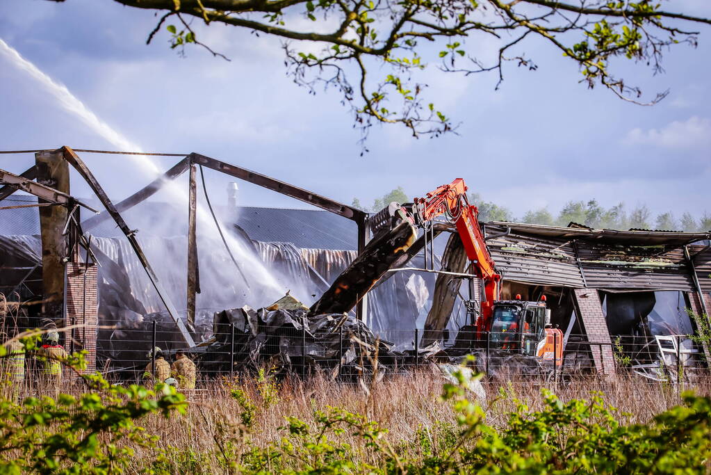 24 bedrijven getroffen door enorme brand