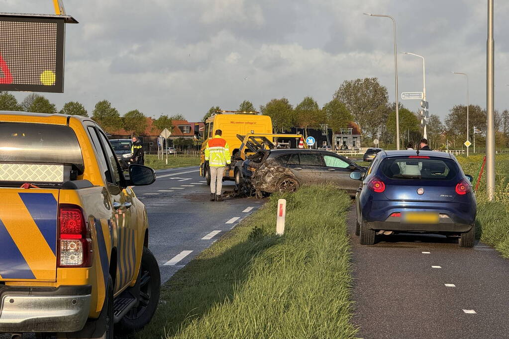 Auto zwaar beschadigd bij eenzijdig ongeval